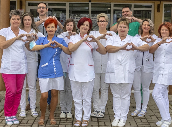 Köszönet az ápolóknak a helytállásért