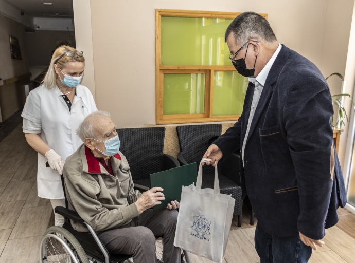 Születésnapi köszöntés