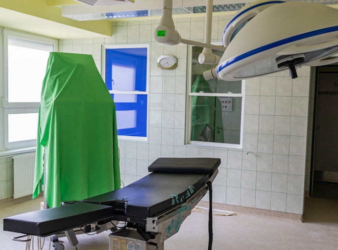 Szünetel az egynapos sebészet