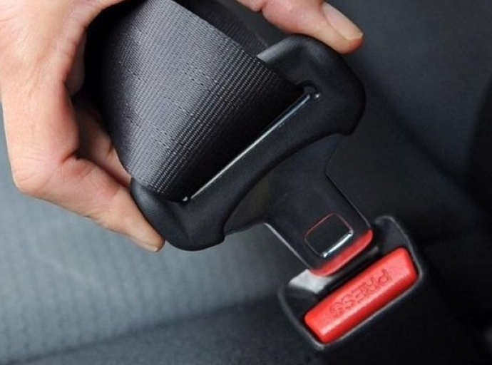 Kiemelten ellenőrzik a biztonsági öv használatát húsvétkor