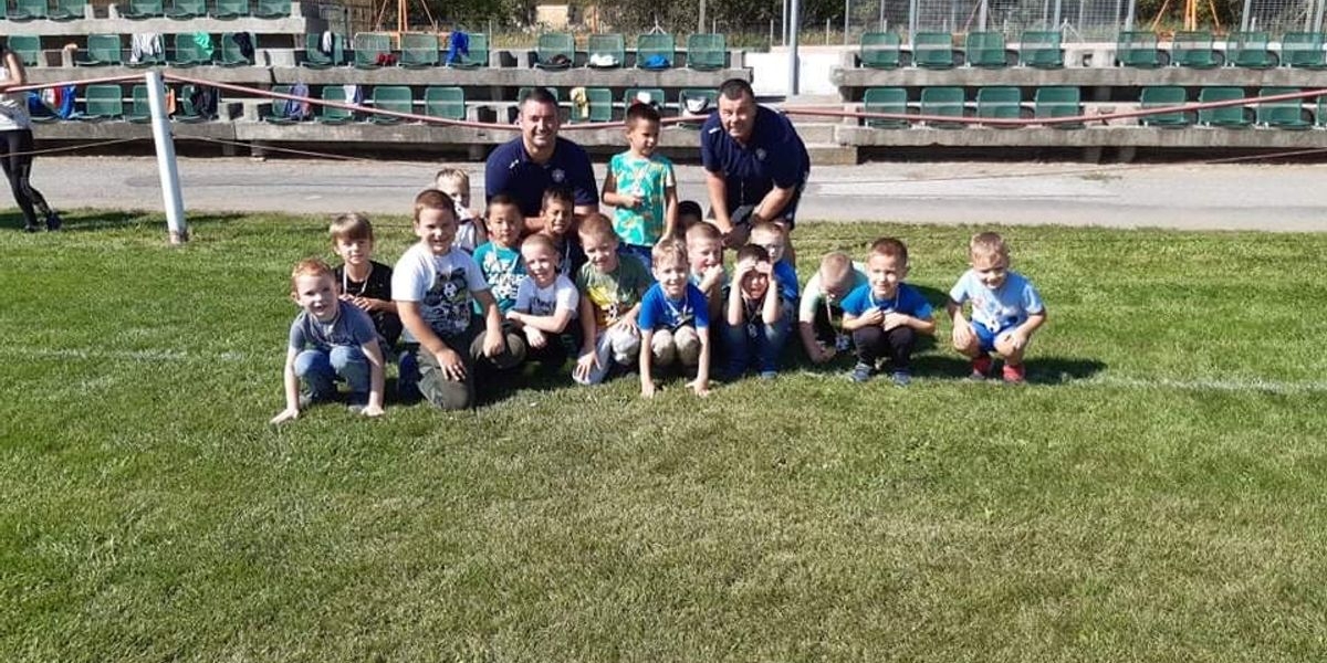 A labda és a gyerekek