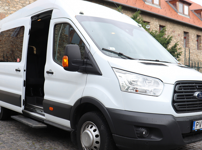 Kisbusz segíti a szociális alapellátást