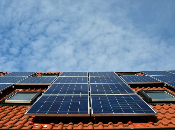 Zöld út a napelemes visszatáplálásnak