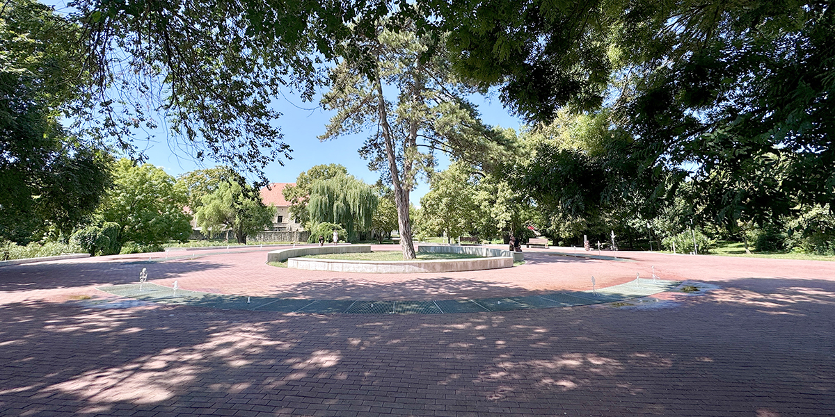 Karbantartják a szökőkutat