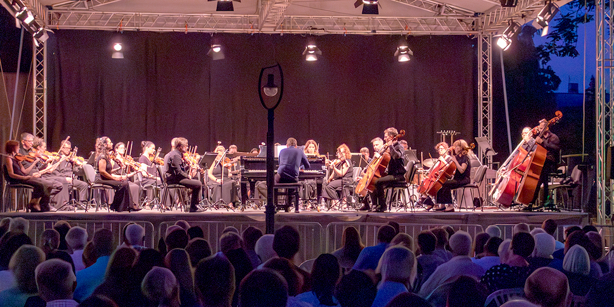 Mozart és Gershwin a szerencsi várban