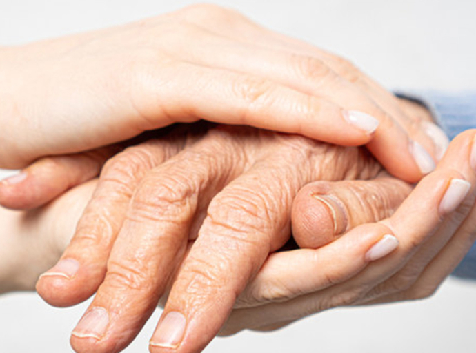 30.000 Ft pénzbeli támogatás az időskorúaknak