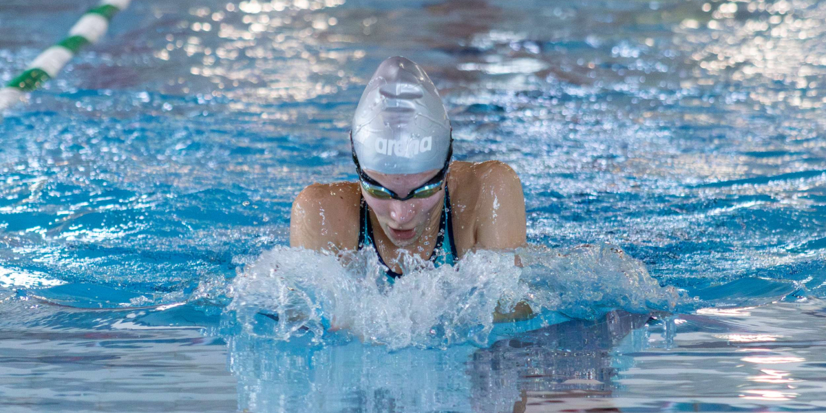 Már átvehetők a március 12-ig megigényelt ingyenes uszodai és fürdő kuponok