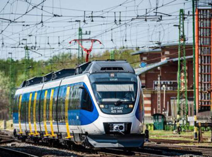 Vegyszeres gyomirtás a MÁV vasútvonal mentén